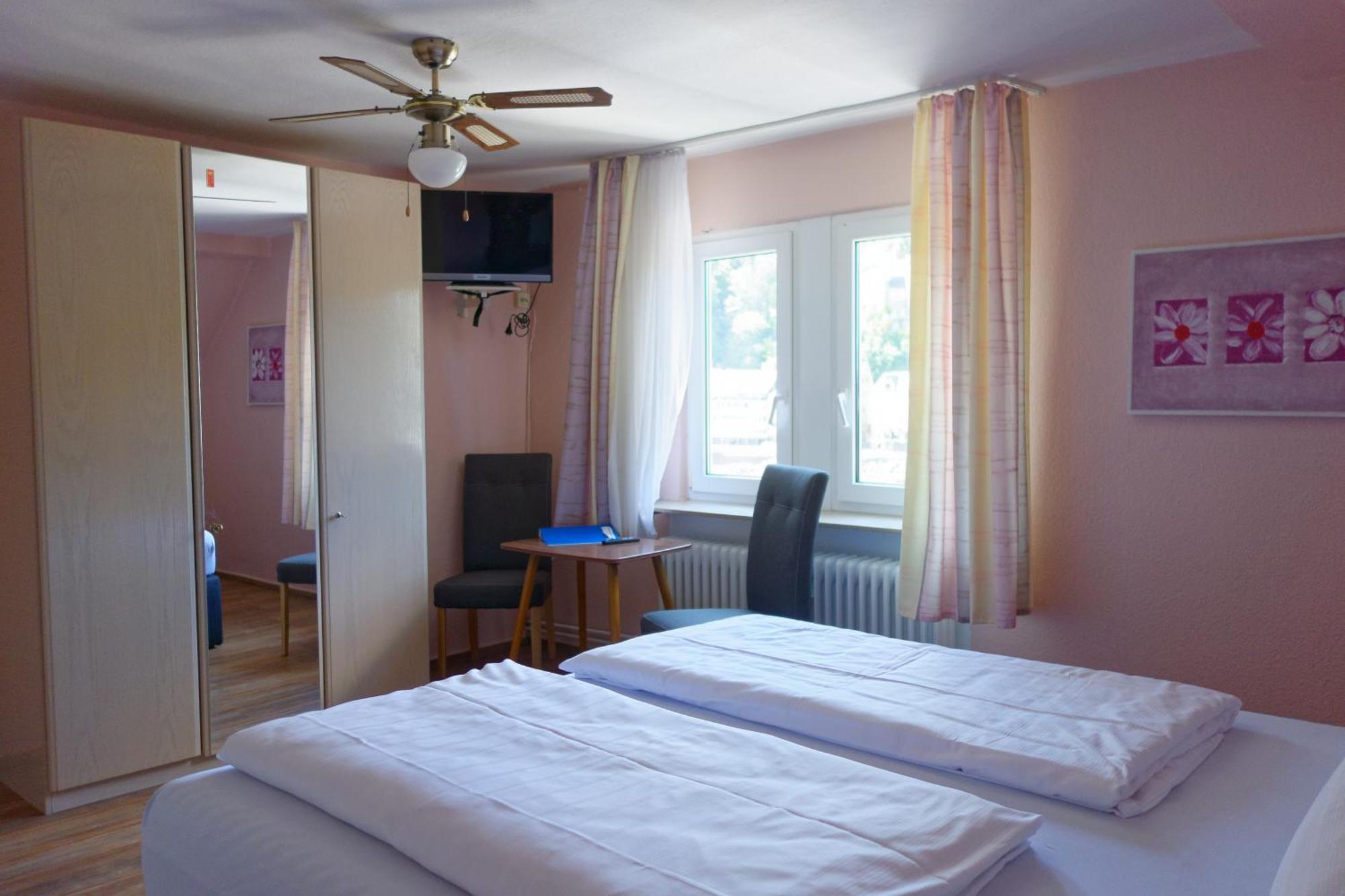 Hotel Haus Sonnschein كوتشيم الغرفة الصورة